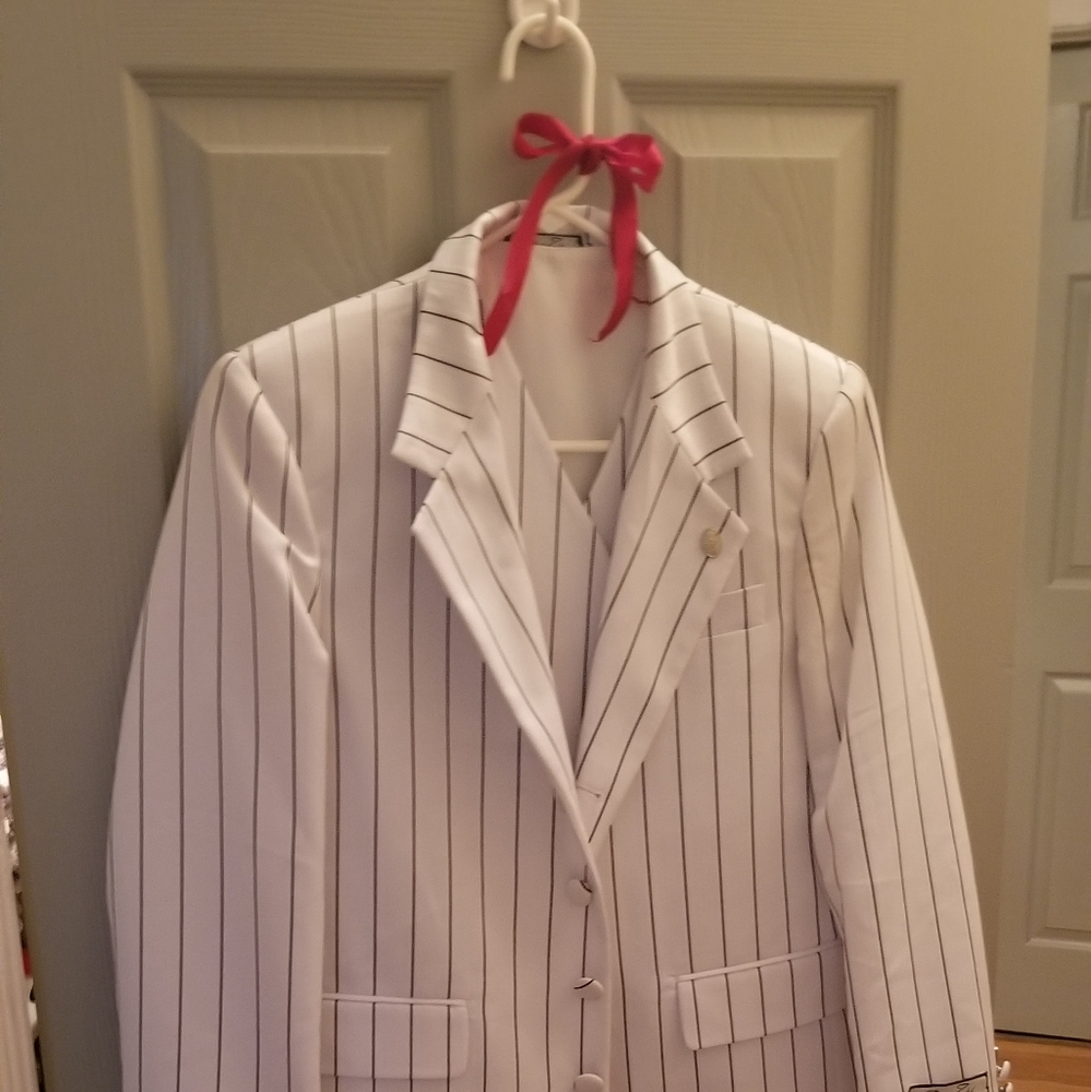 Suit